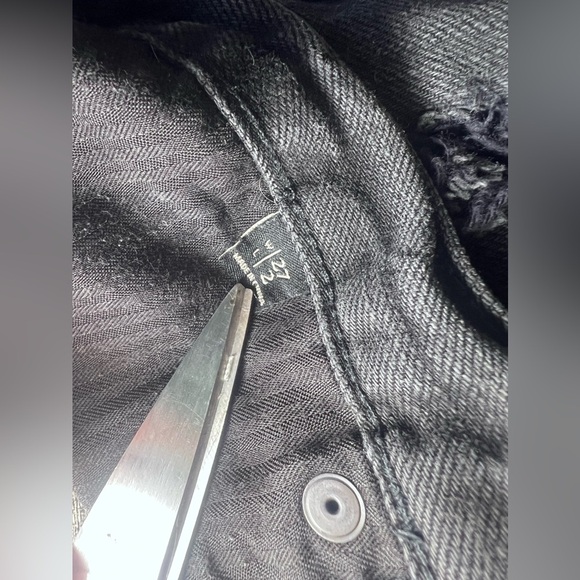 Abercrombie & Fitch Cut-Off Shorts Size 27 High Rise - Picture 5 of 6